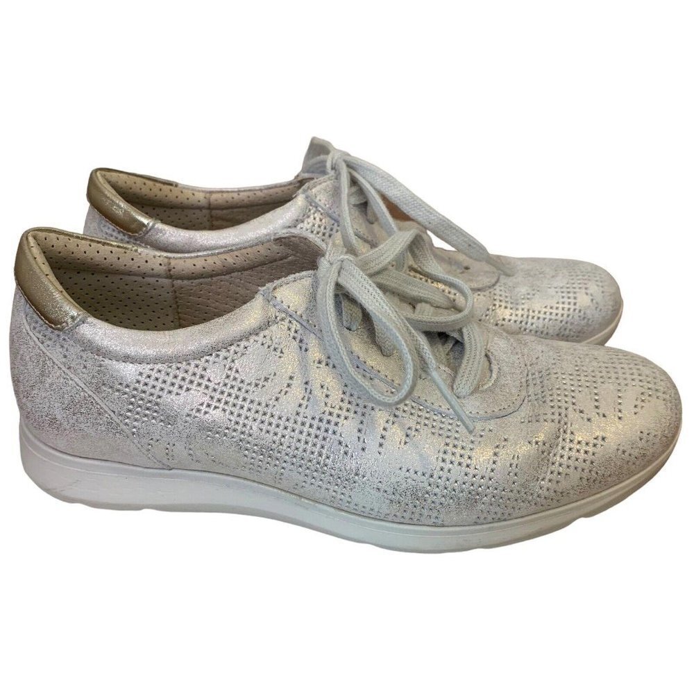 Pitillos Women's Size 6 Lace Up Comfort Wedding Shoes Sneakers Ivory Gold​​​​​​